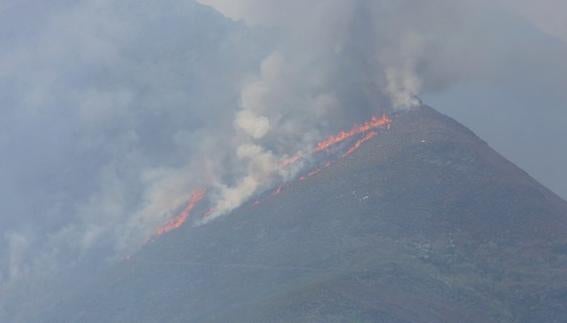 El fuego devastó más de mil hectáreas en el Valle del Silencio.