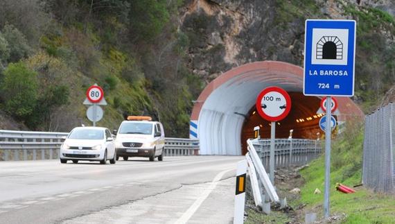 La carretera Nacional 120 comunica en la actualidad Ponferrada con Orense.