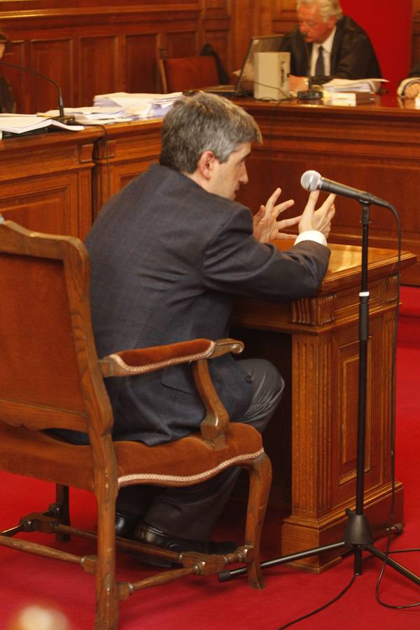 Ángel González, ante el juez por un delito de prevaricación