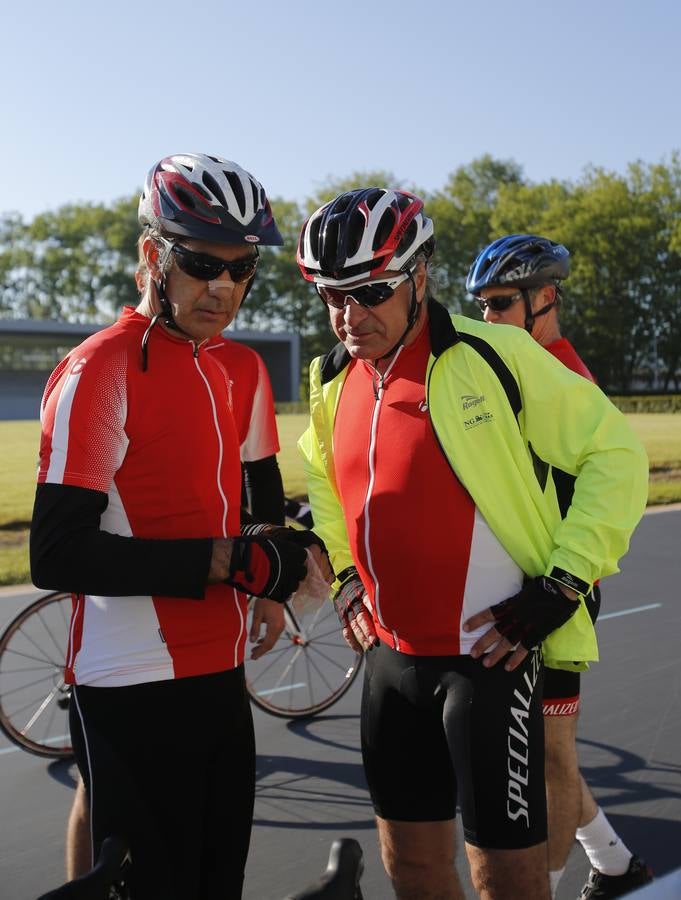 Carlos Sainz se suma al homenaje a Carlos Barredo