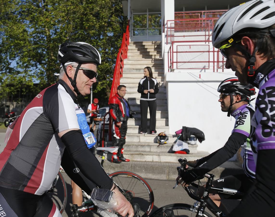 Carlos Sainz se suma al homenaje a Carlos Barredo