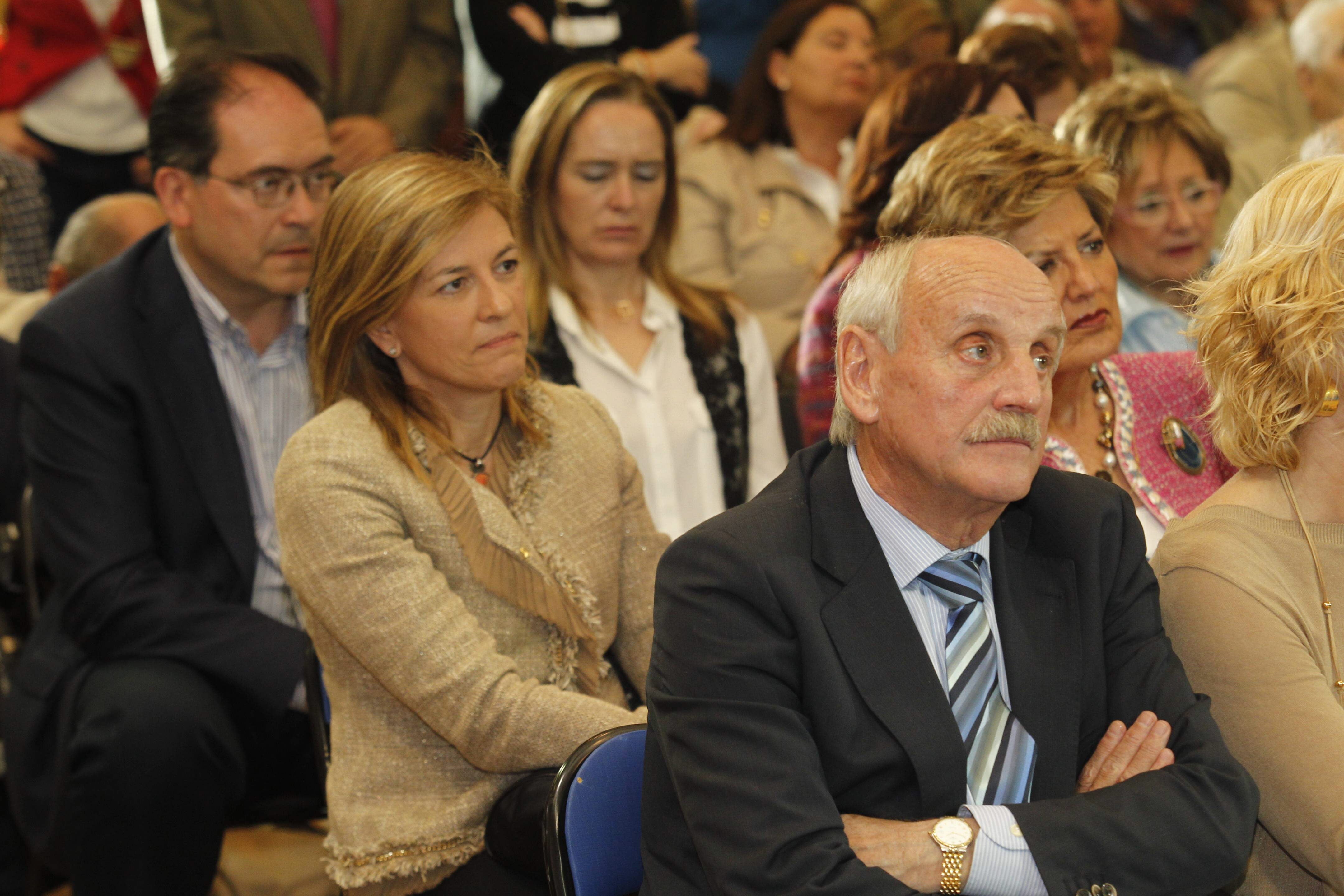 Mitin de Arias Cañete en Oviedo