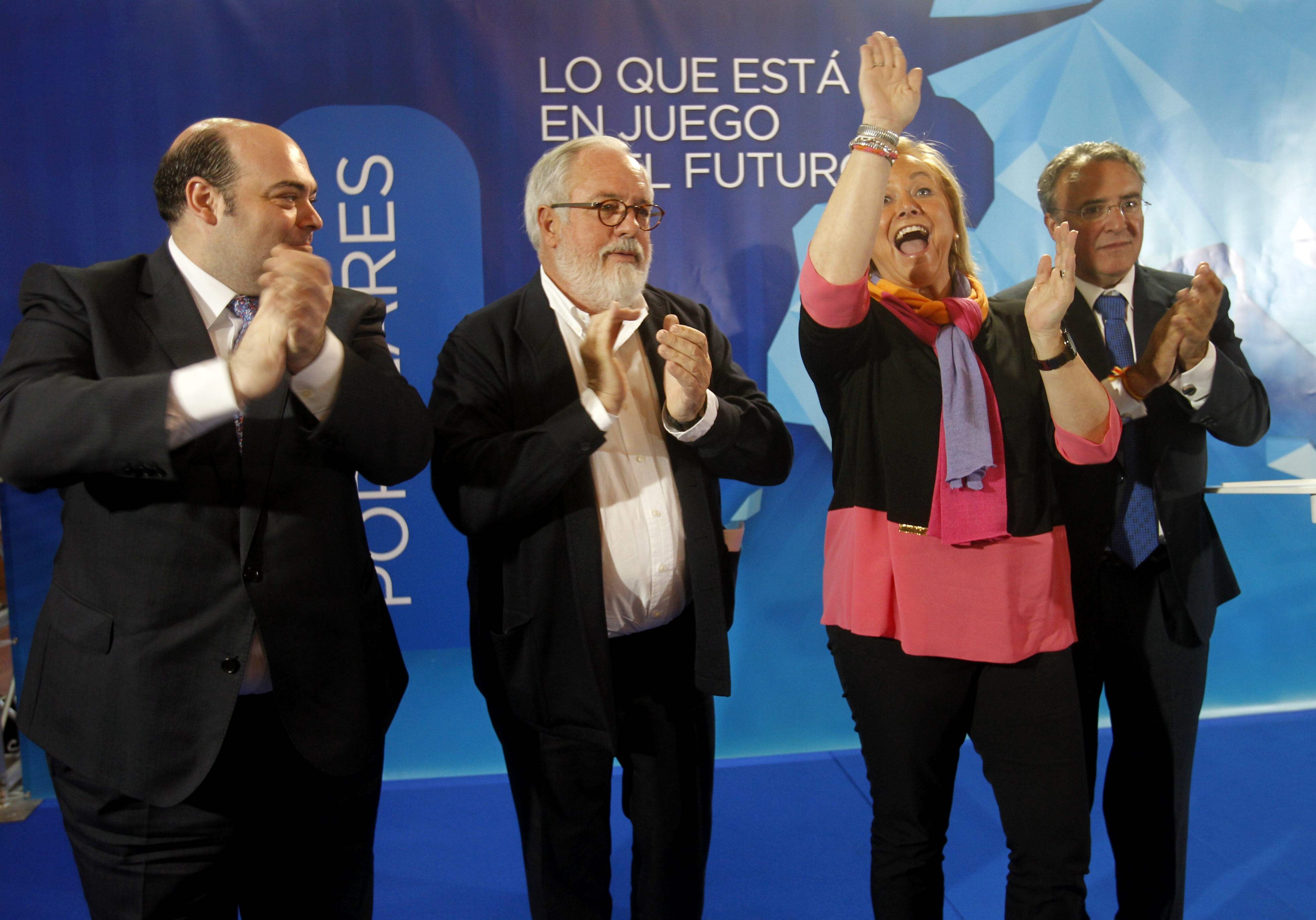 Mitin de Arias Cañete en Oviedo