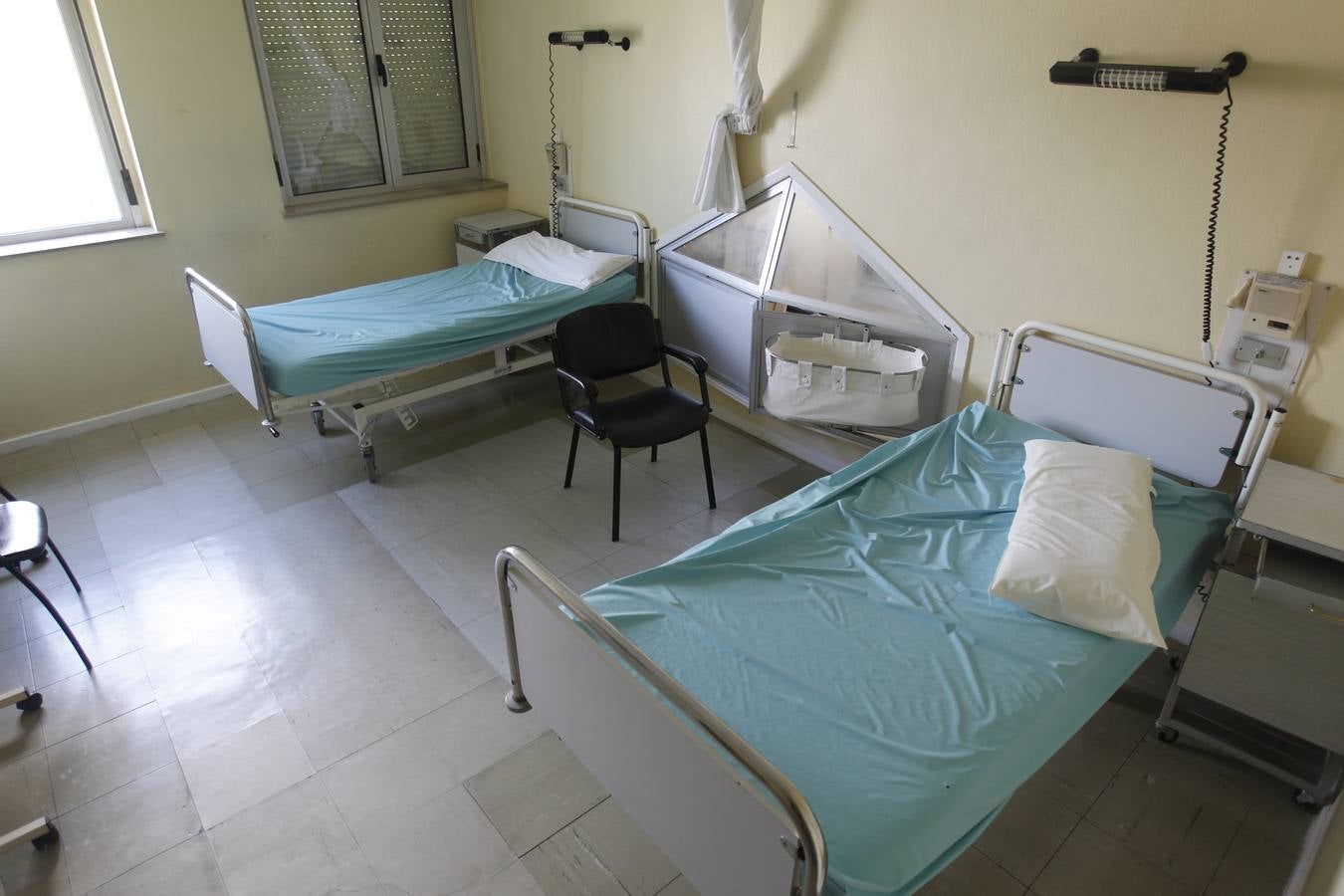 Un recorrido por el viejo HUCA vacío