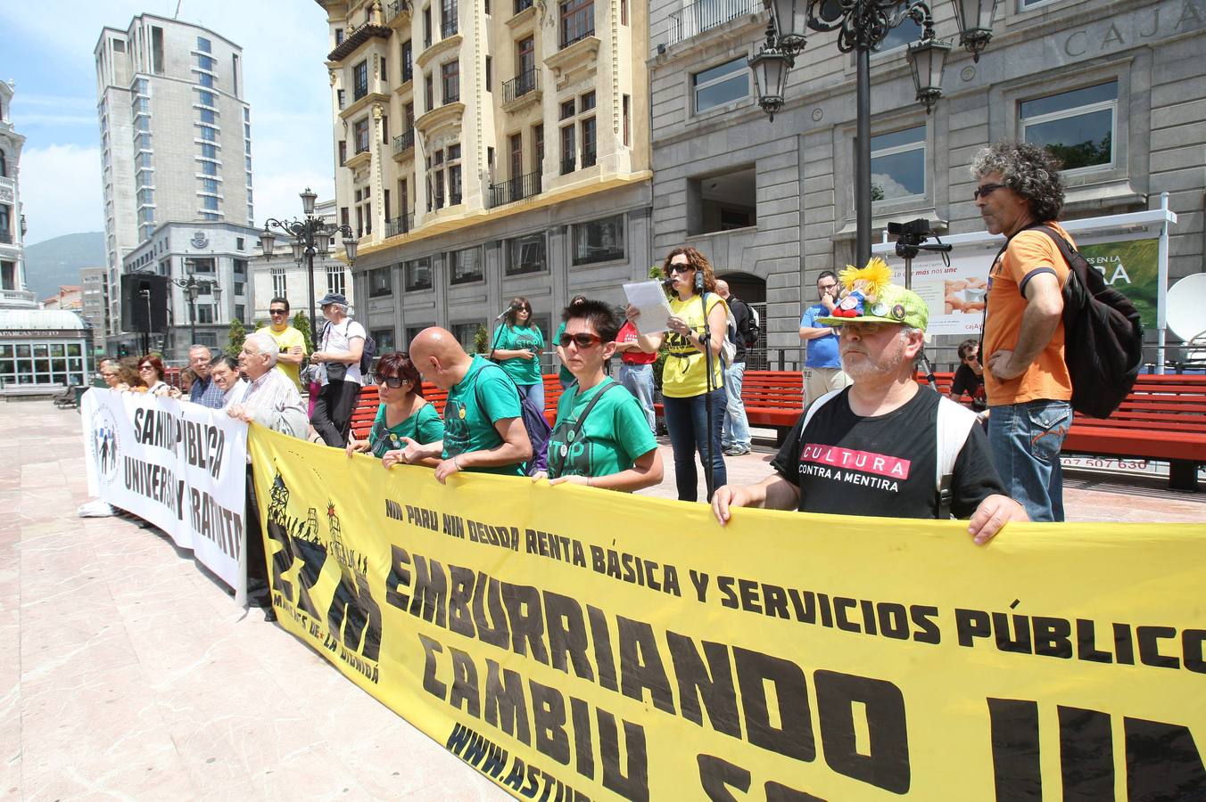 Manifestación por Oviedo contra la crisis y los recortes