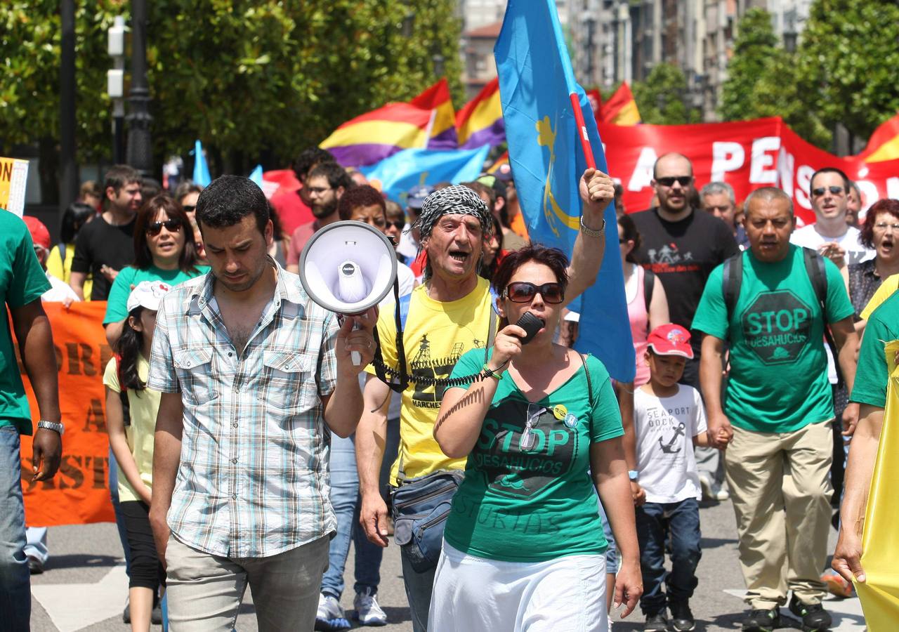 Manifestación por Oviedo contra la crisis y los recortes