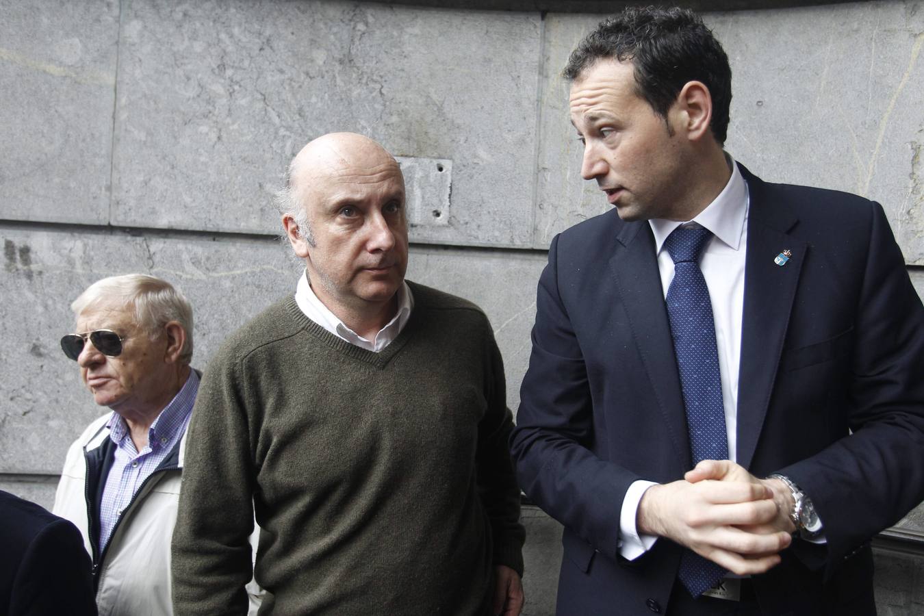 Multitudinaria despedida a Manuel Fernández &#039;Lito&#039;