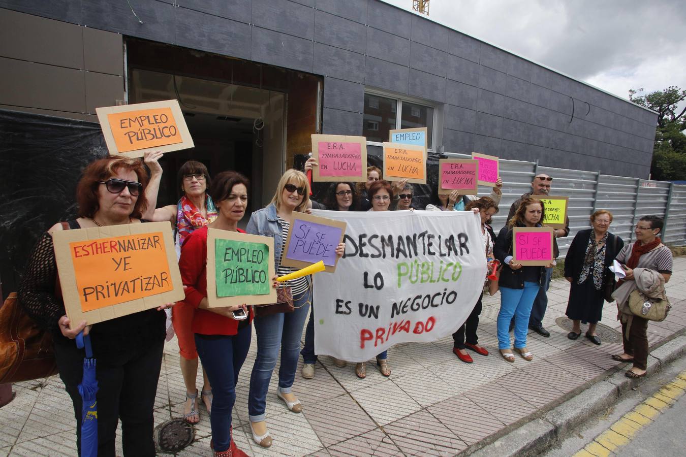 Visita de la consejera de Bienestar Social al Centro Polivalente de Recursos de Riaño