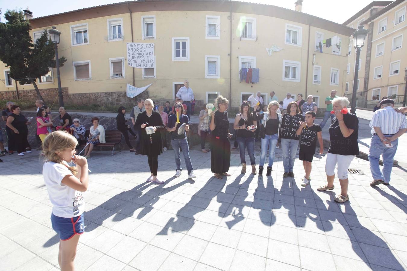 Los vecinos de El Nodo, contra los desahucios