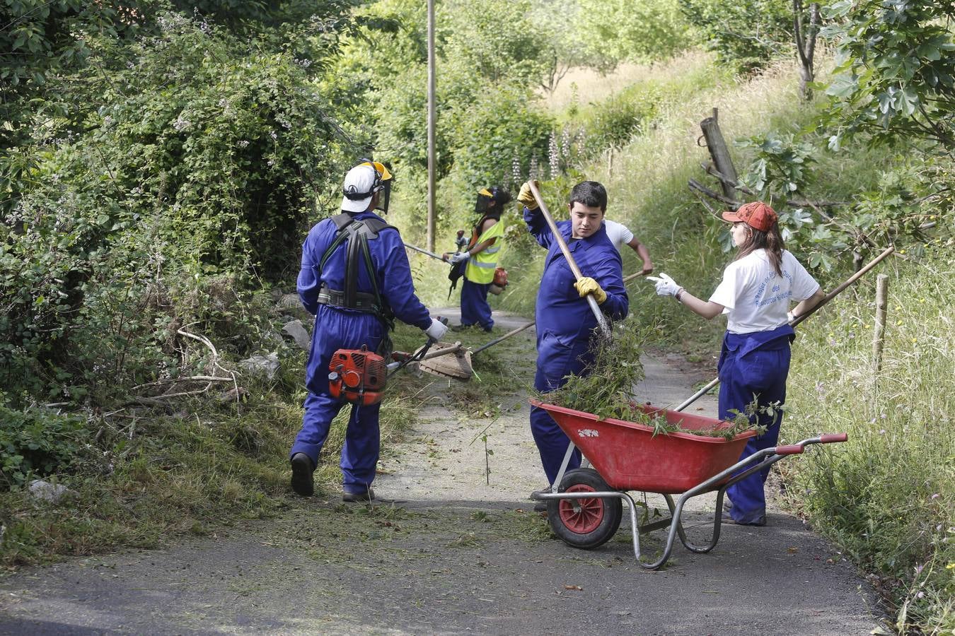 Presos con un trabajo