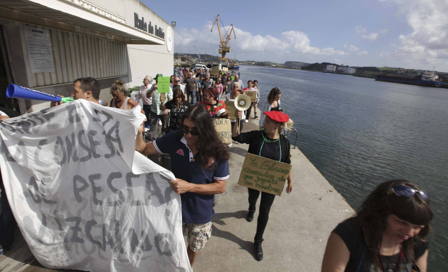 La manifestación de los vecinos de El Nodo, en imágenes