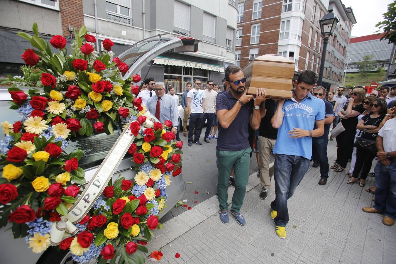 El mundo del fútbol despide a Saúl Lara