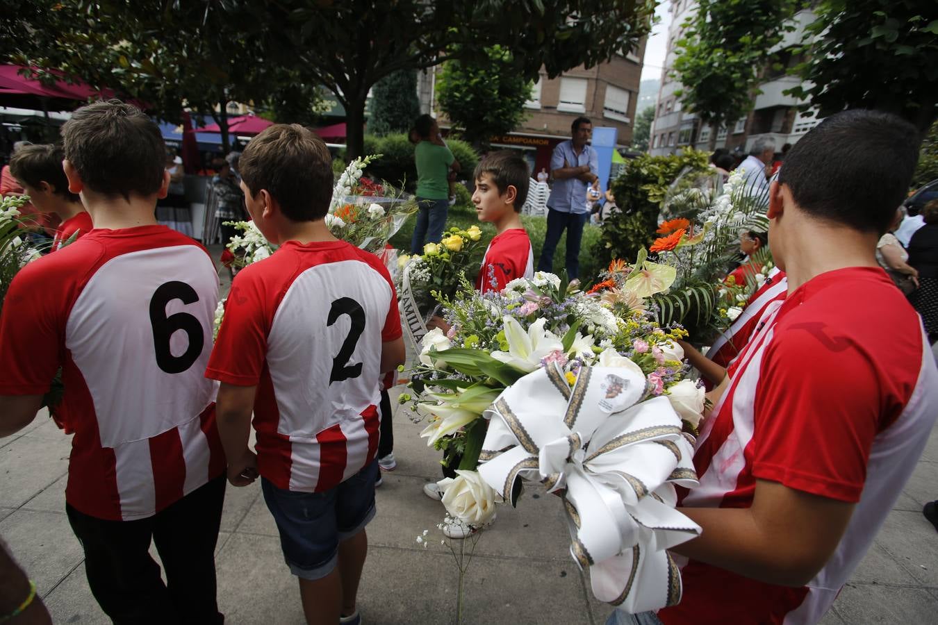 El mundo del fútbol despide a Saúl Lara