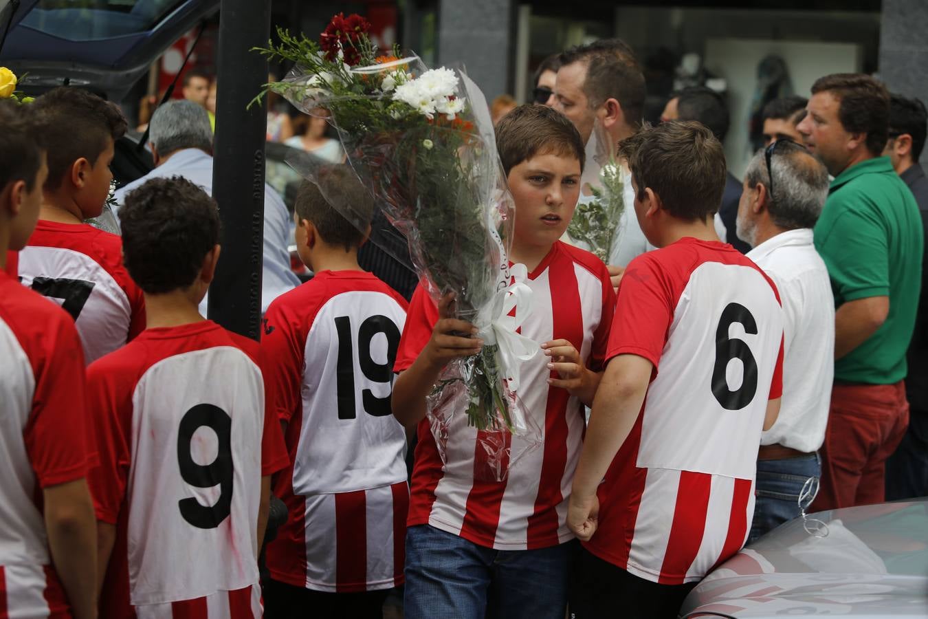 El mundo del fútbol despide a Saúl Lara