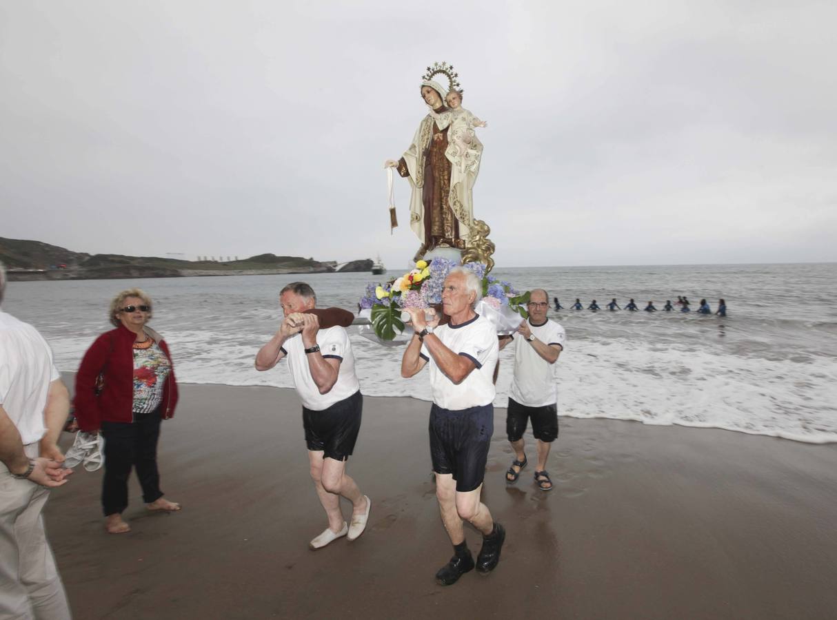 Salinas celebra el Día del Carmen