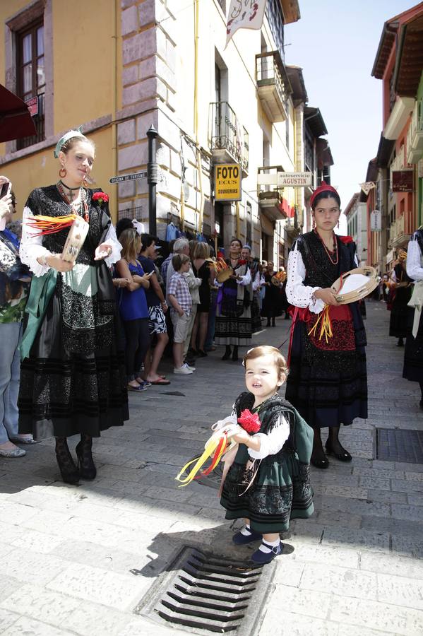 Llanes celebra el día grande de las fiestas de la Magdalena