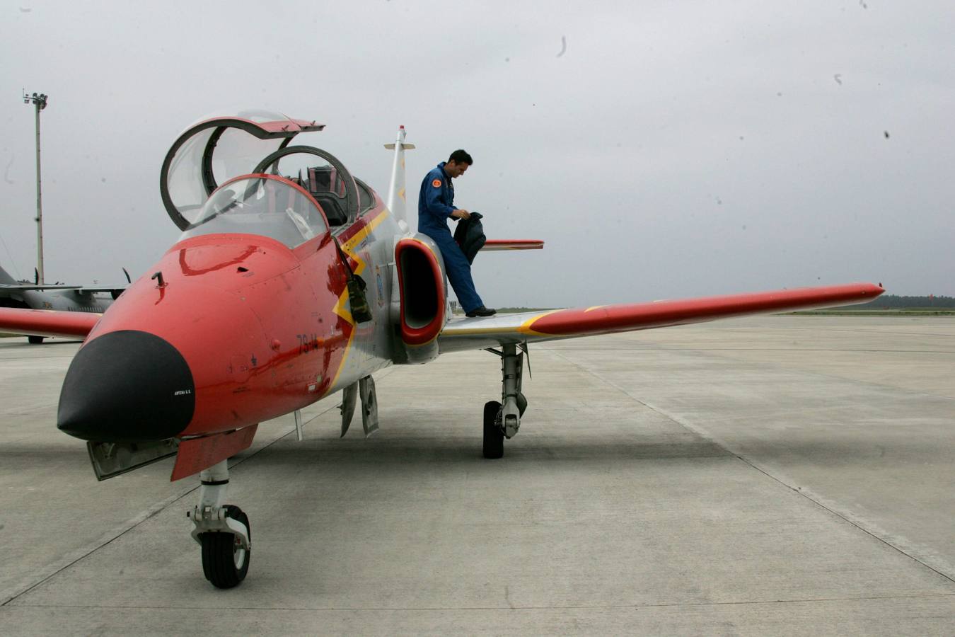 La patrulla Águila aterriza en Gijón