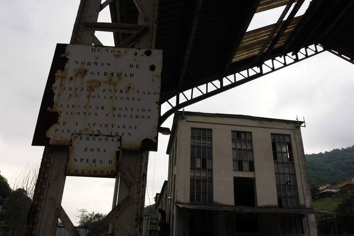 Comienza las visitas guiadas al pozo Santa Bárbabara