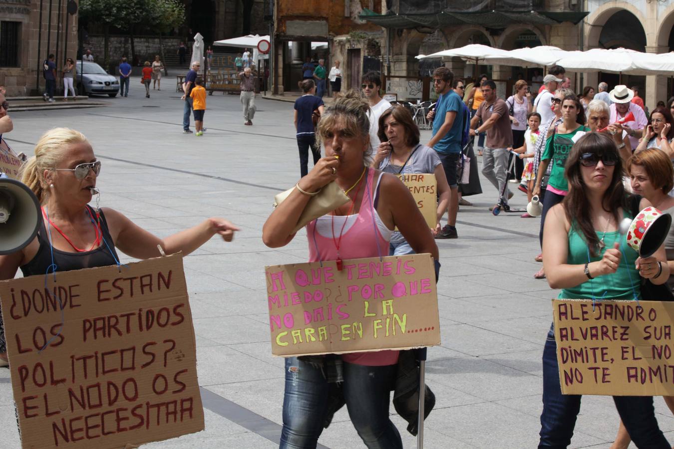 Vecinos del Nodo protestan en el Ayuntamiento