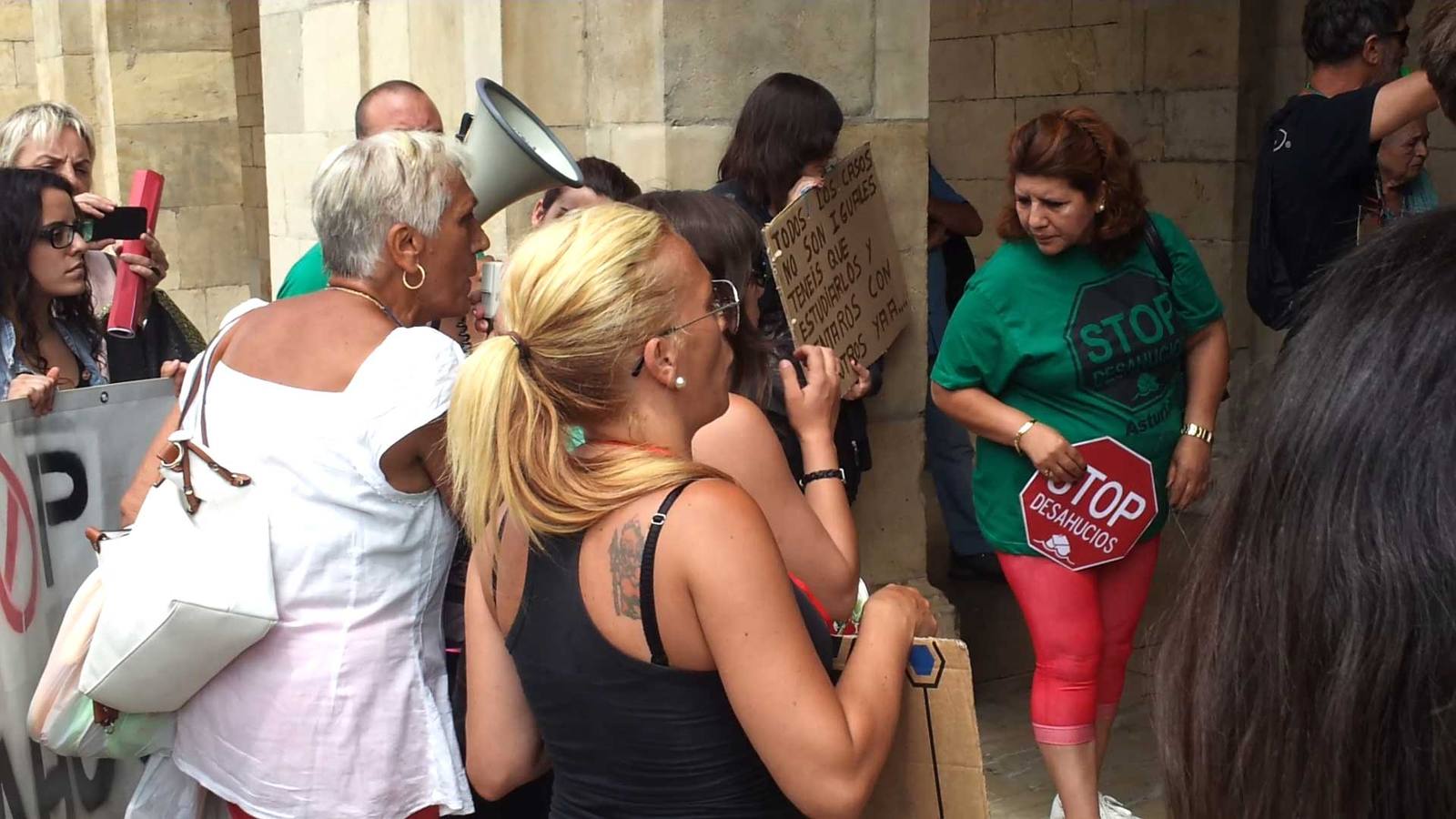 Vecinos del Nodo protestan en el Ayuntamiento