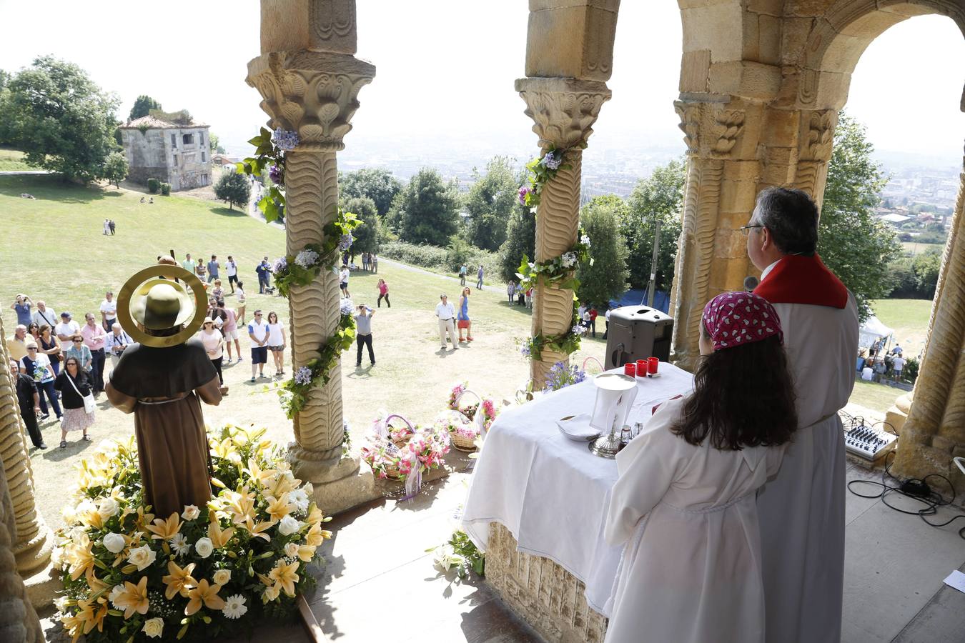 Santa María se rinde al Apóstol