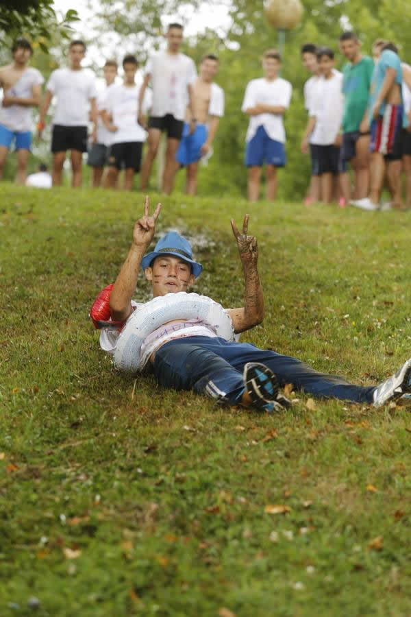 La jira de Santiago cierra las fiesta de Sama de Langreo