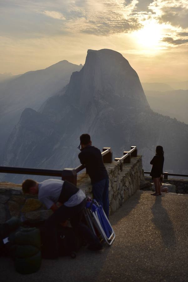 El fuego amenaza el Parque Nacional de Yosemite