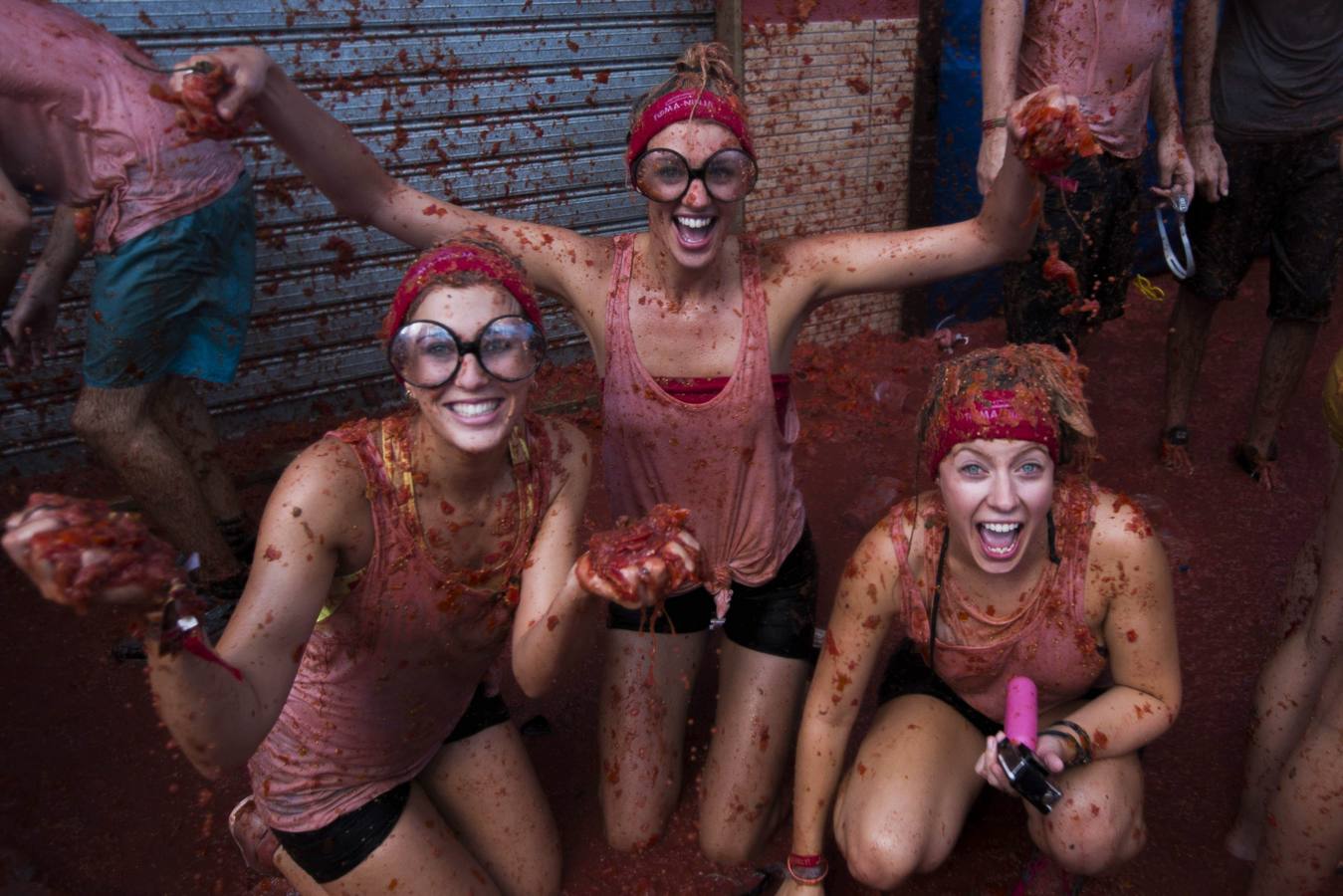 La Tomatina vuelve a teñir de rojo Buñol