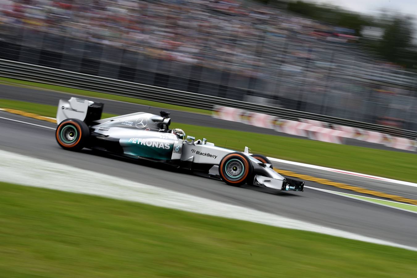 Las mejores imágenes de los entrenamientos libres de Monza