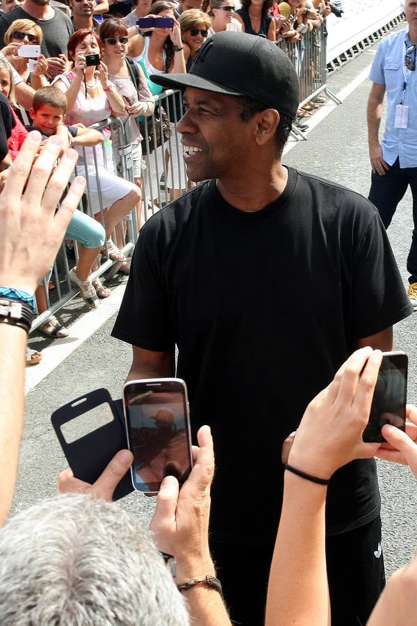 Denzel Washington derrocha simpatía en Donostia