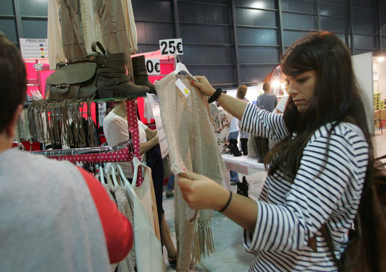 La feria del stock de Gijón, en imágenes