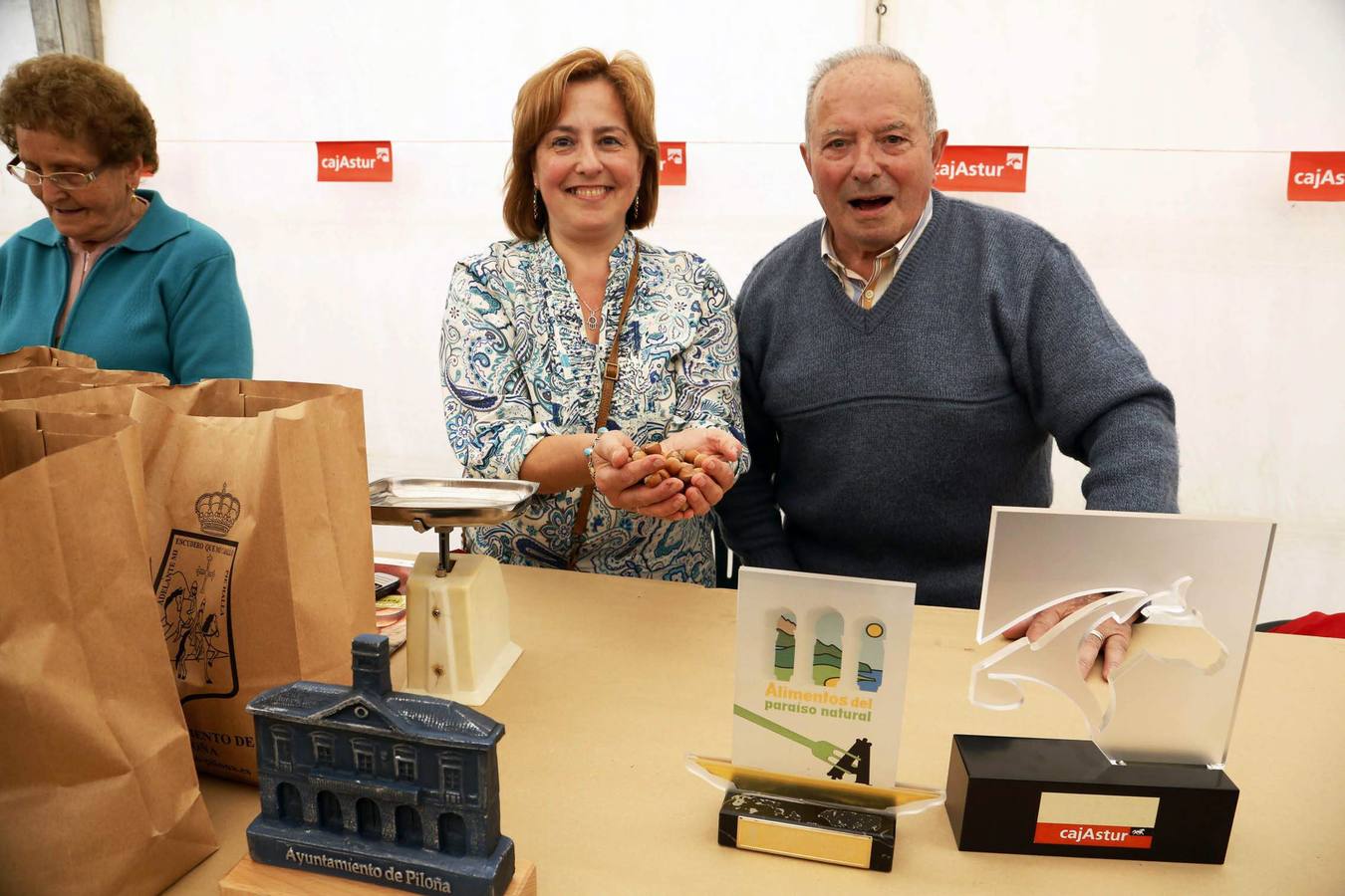 Infiesto celebra el festival de la avellana