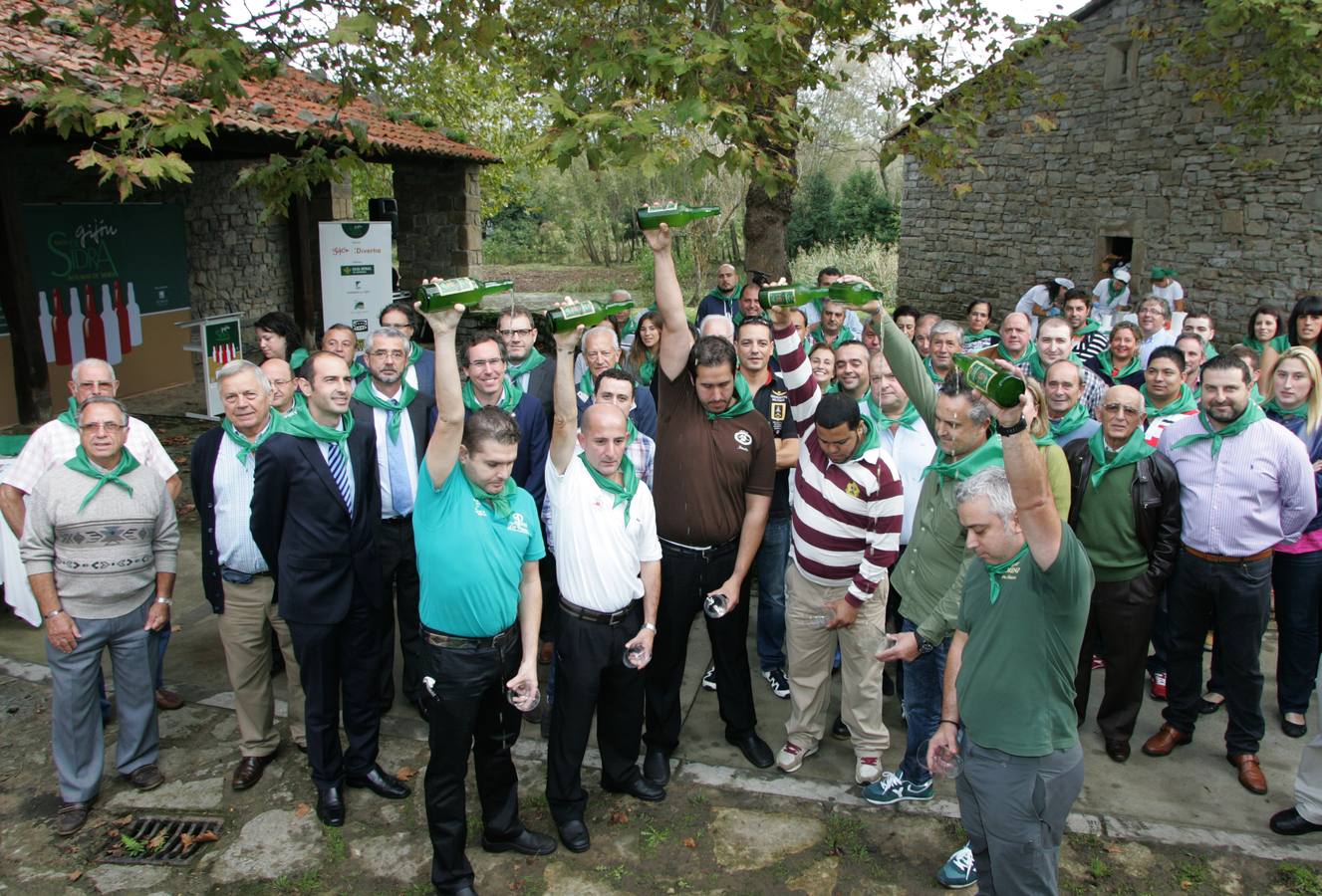 Presentación de Gijón de Sidra en el Museo del Pueblo de Asturias