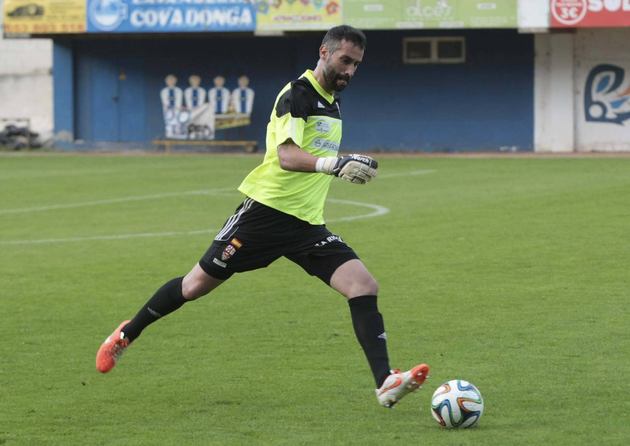 El Real Avilés pierde ante el Logroñés