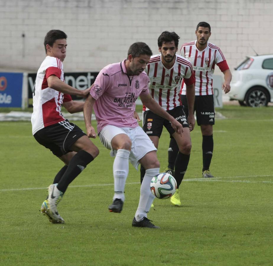 El Real Avilés pierde ante el Logroñés