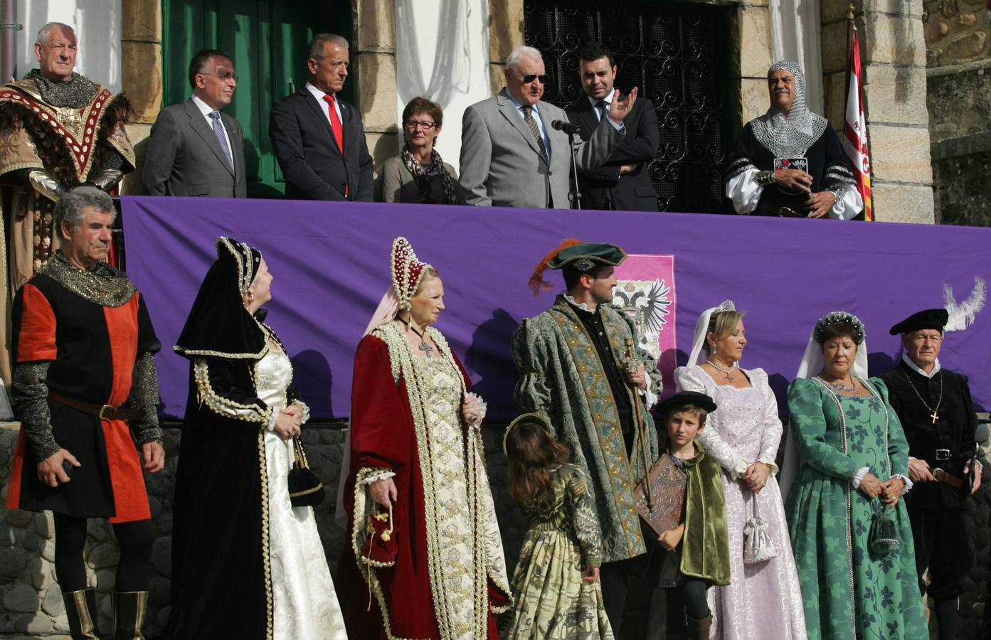 Carlos V recibe a Joseph Pérez en Tazones