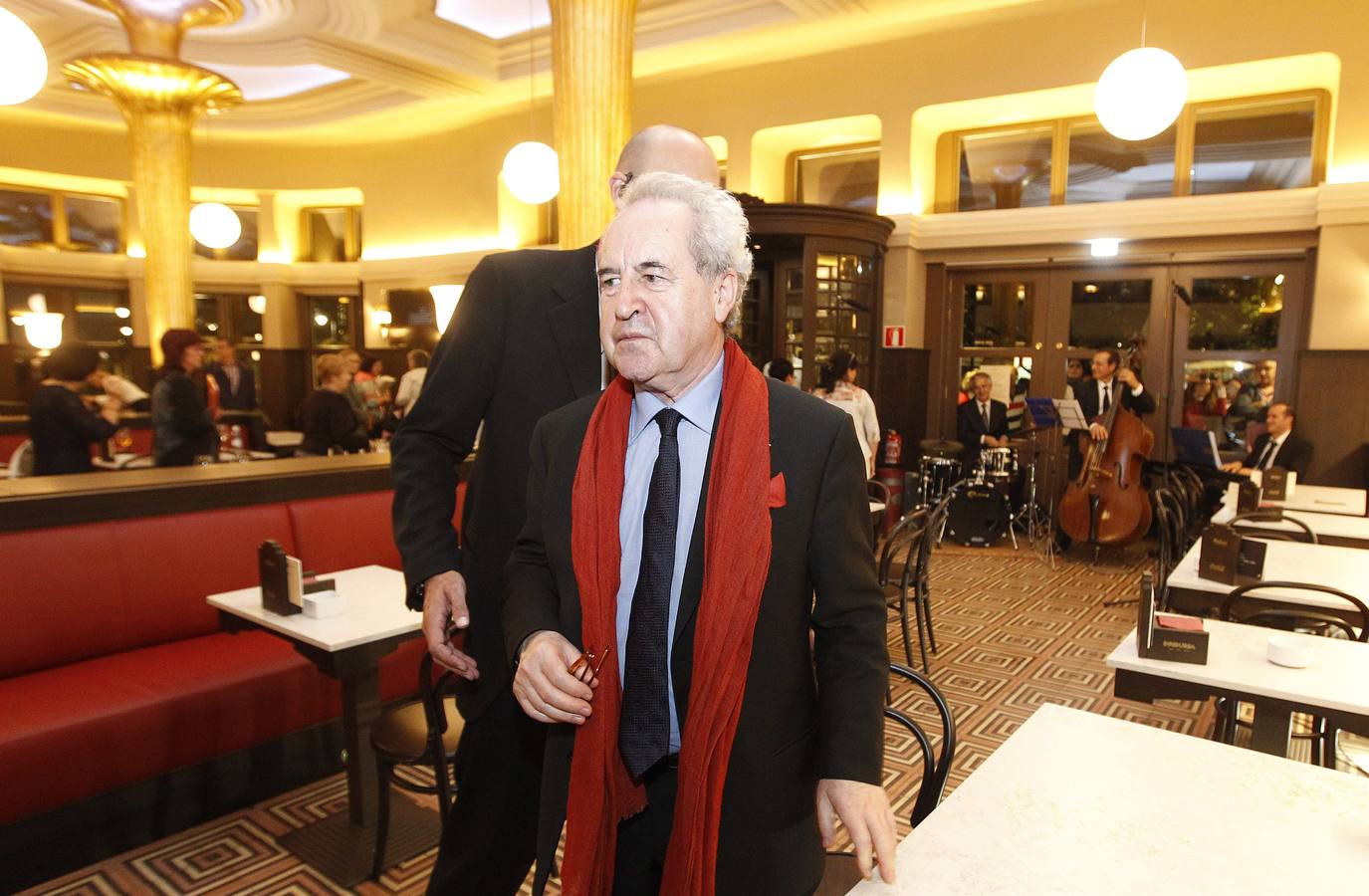 John Banville causa expectación en Gijón