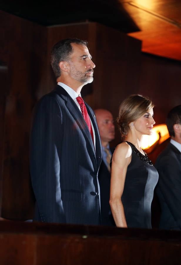 Los Reyes de España llegan a Oviedo para presidir los Premios Príncipe de Asturias