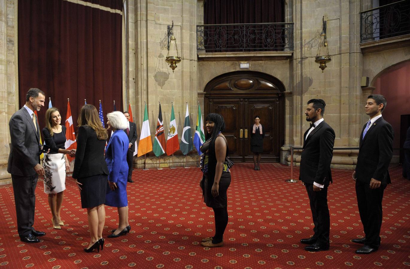 Los Reyes reciben en audiencia a los galardonados con los Premios Príncipe de Asturias 2014