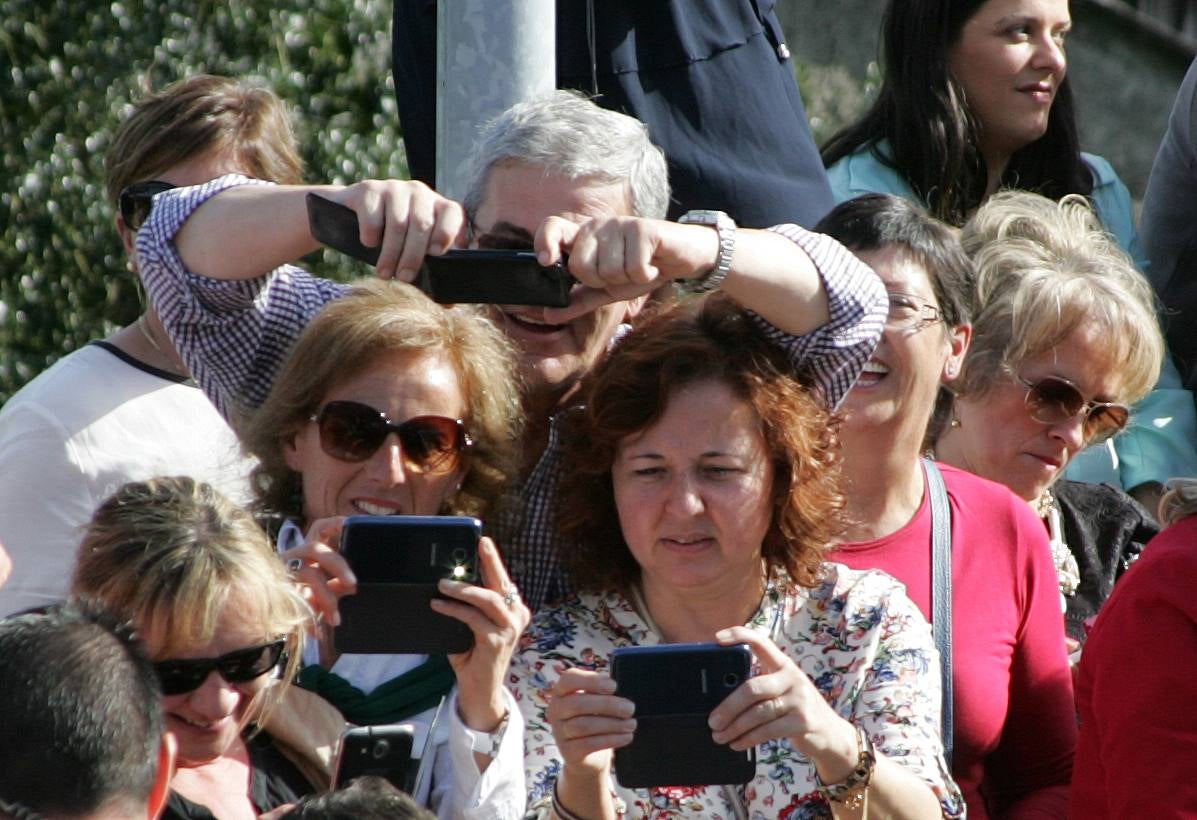 Los Reyes visitan Boal para entregar el Premio al Pueblo Ejemplar 2014