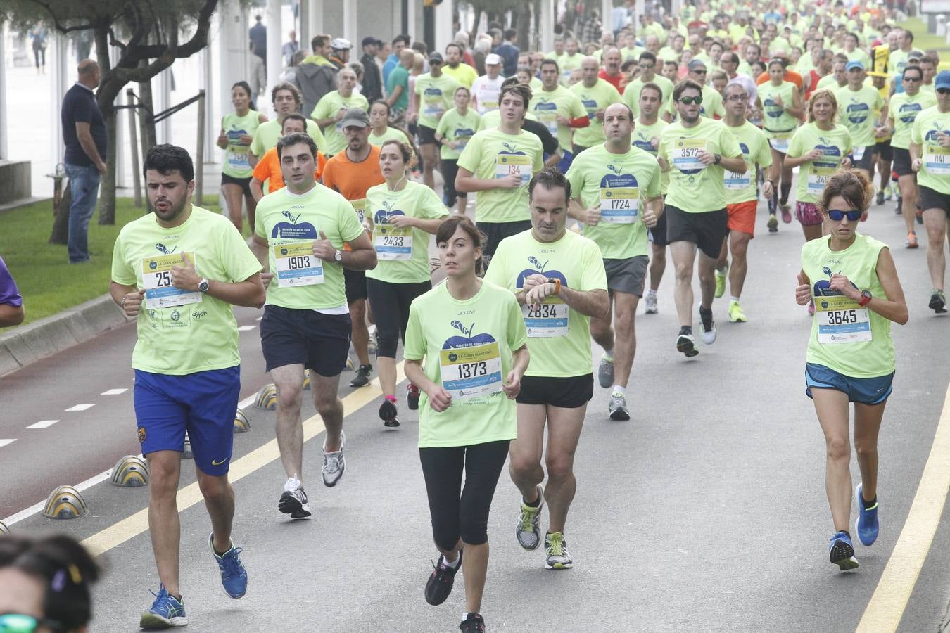 ¡Búscate en la carrera &#039;La Gran Manzana&#039; de Gijón! (2)