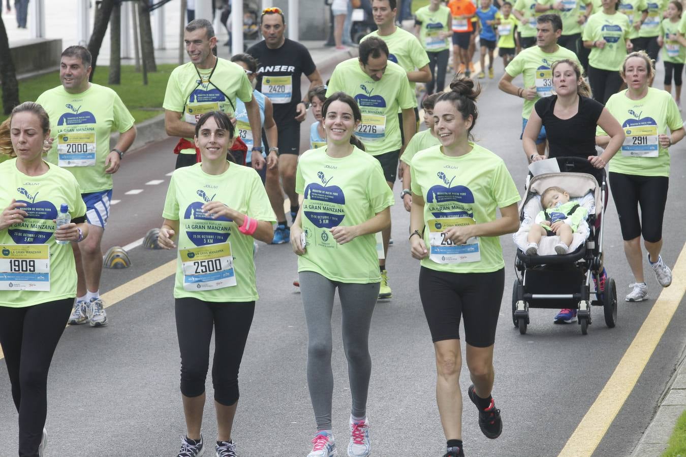 ¡Búscate en la carrera &#039;La Gran Manzana&#039; de Gijón! (6)