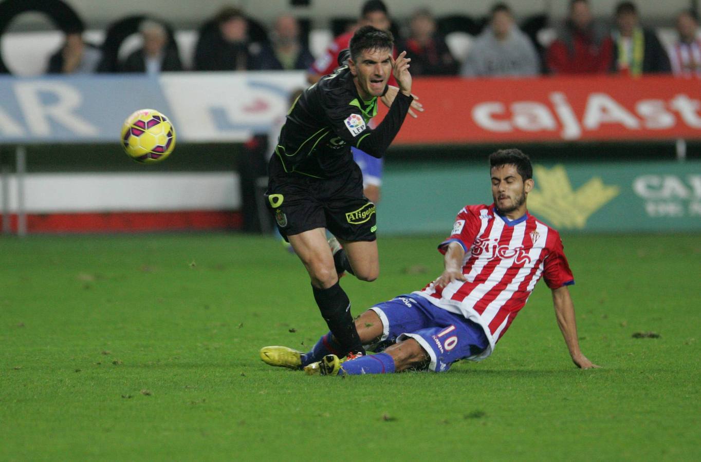 Las mejores imágenes del partido Sporting - Llagostera