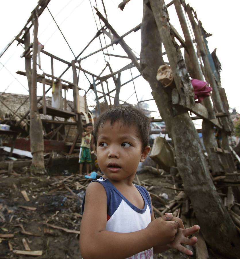 El paso de Hagupit, en imágenes