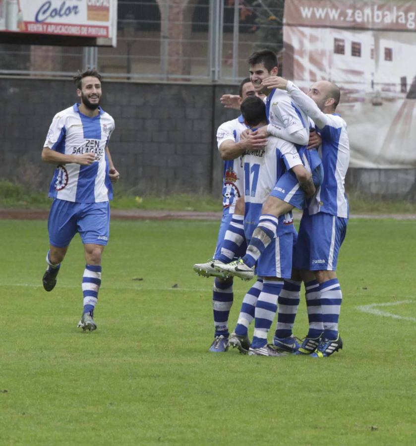 Las mejores imágenes de la victoria del Real Avilés en el Suárez Puerta