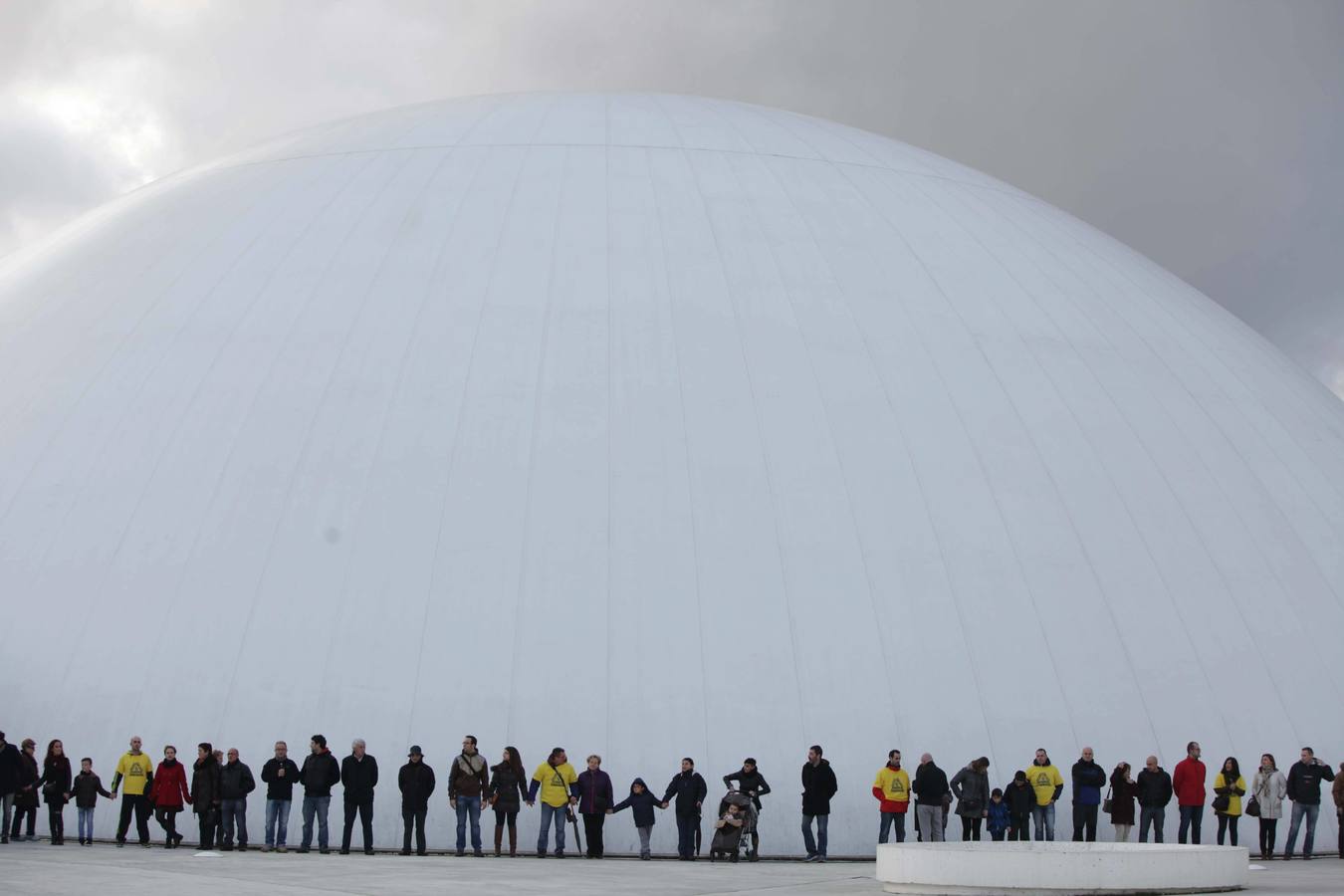 Manifestación en apoyo a los trabajadores de Alcoa en el Niemeyer