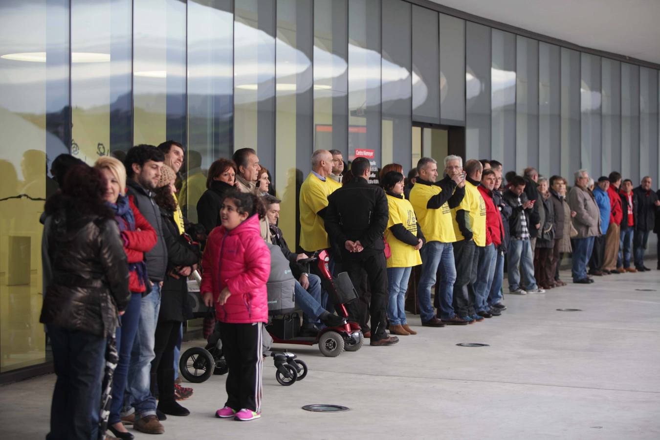 Manifestación en apoyo a los trabajadores de Alcoa en el Niemeyer