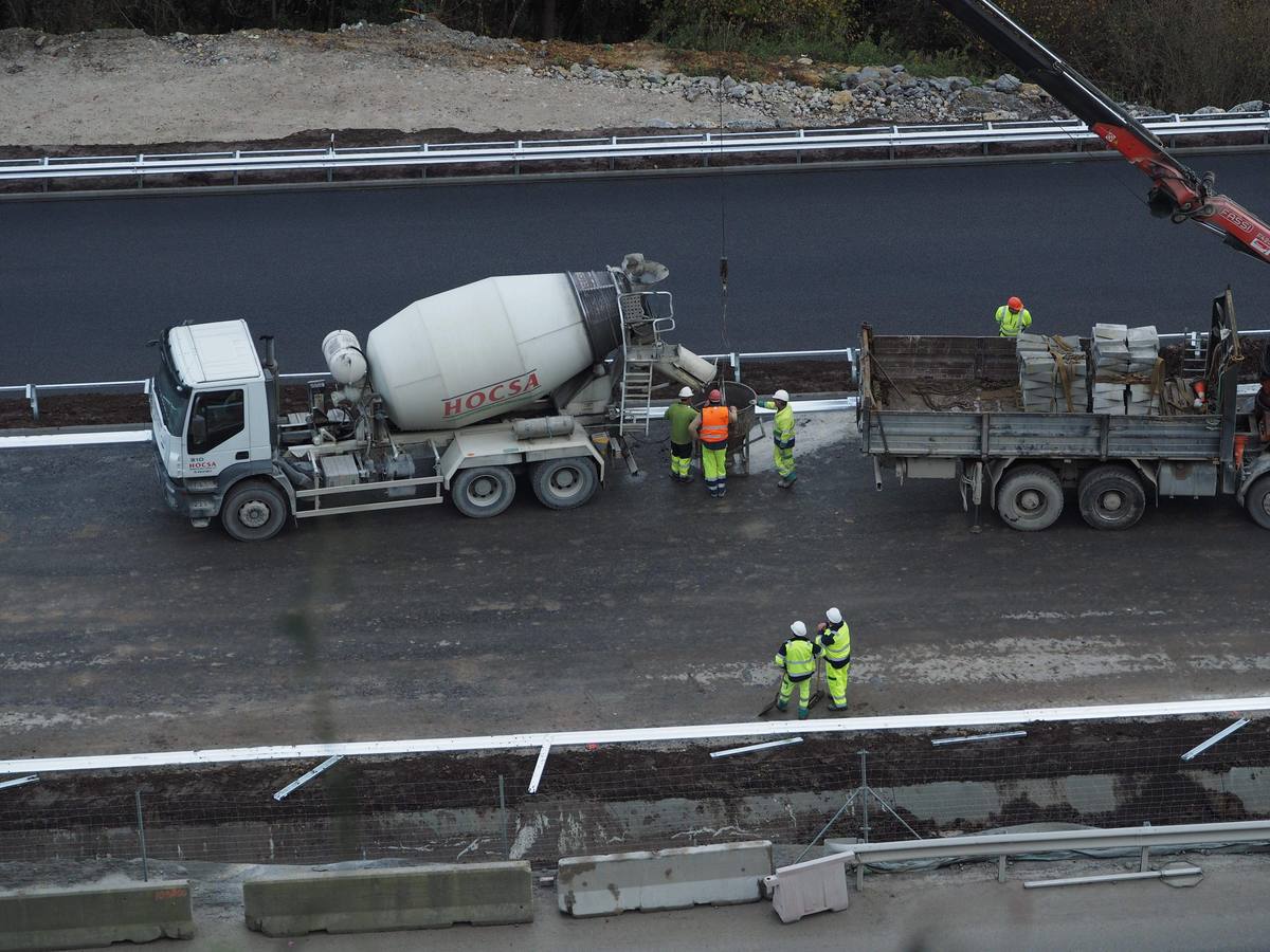 Las imágenes de las últimas obras en la Autovía del Cantábrico