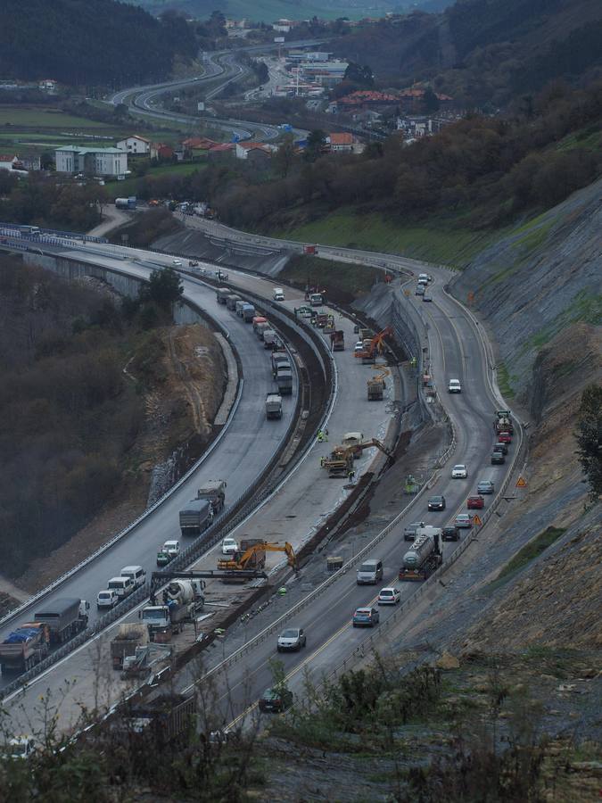 Las imágenes de las últimas obras en la Autovía del Cantábrico