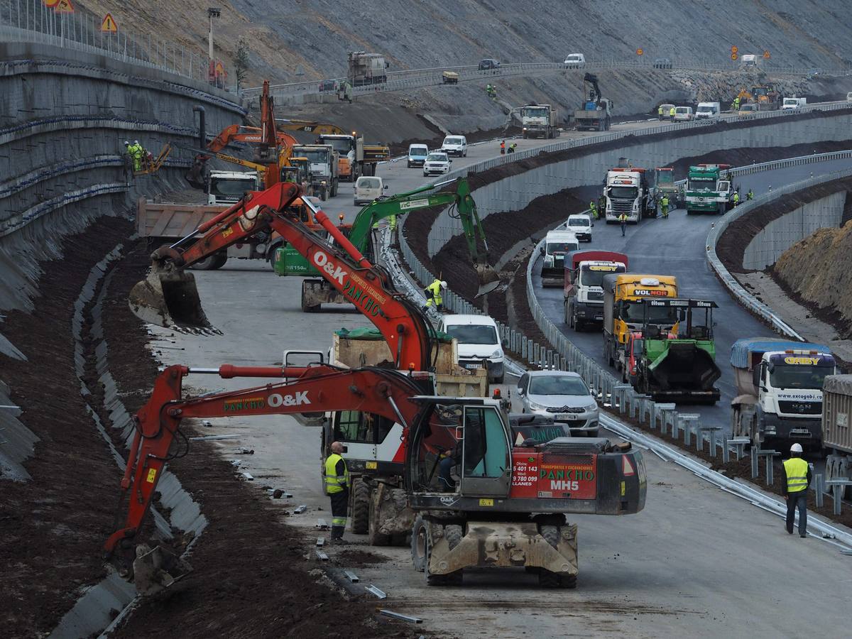 Las imágenes de las últimas obras en la Autovía del Cantábrico